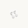 Pearl Drift Earrings Nuamore Gold Silver 004 da77be14 9e0c 4a0a b744 ed3728bd98e0