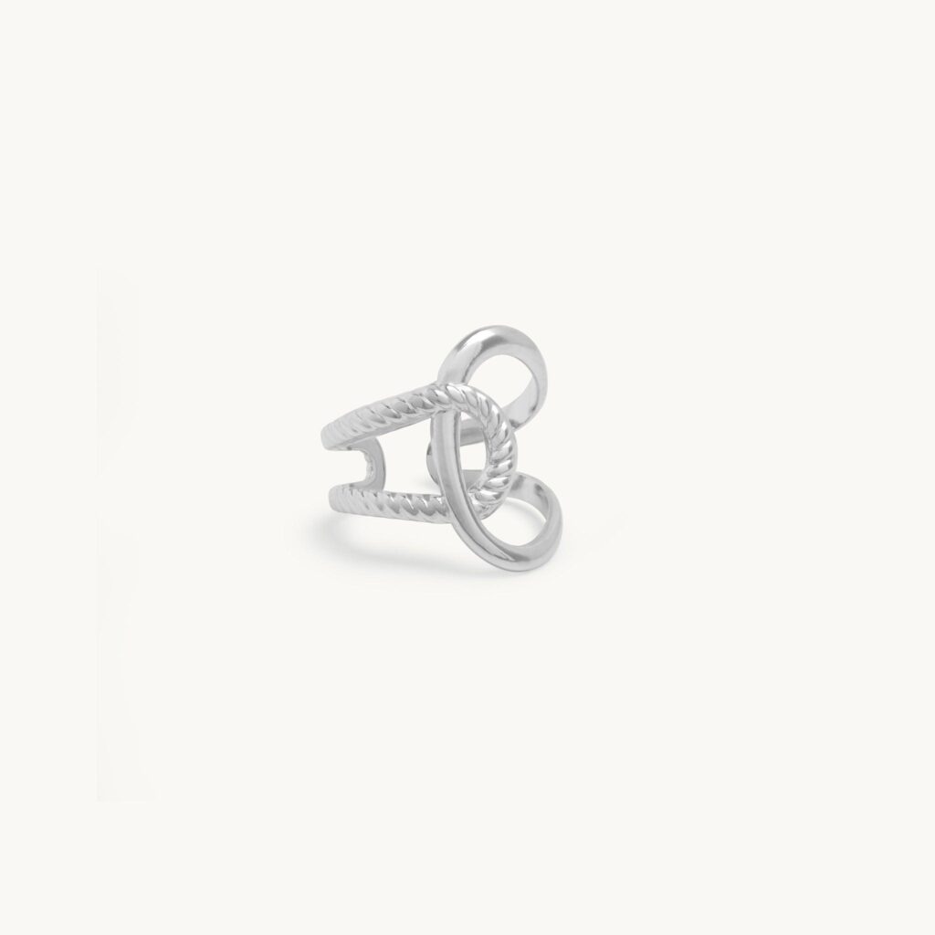 Vera Band Ring